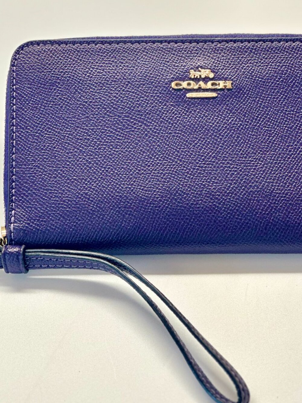 COACH Pebble Leather Purple Wallet - Great Used Condition!